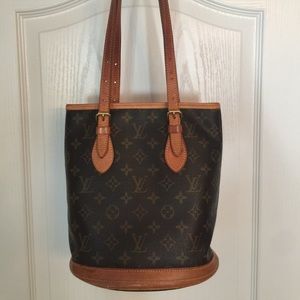 Authentic Louis Vuitton Bucket Tote PM